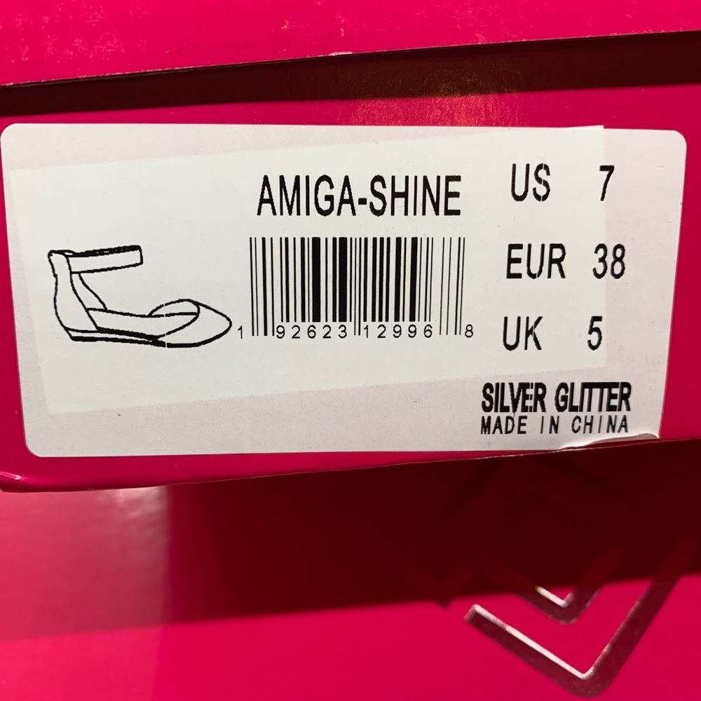 NEVER WORN DREAM PARIS Women’s Size 7 Amiga Wedge - Picture 6 of 7